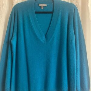Neiman Marcus cashmere sweater